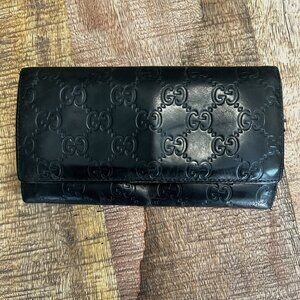 Gucci Wallet -Authentic